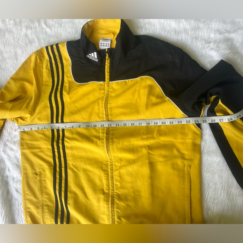 Adidas Yellow Jacket - Picture 13 of 14